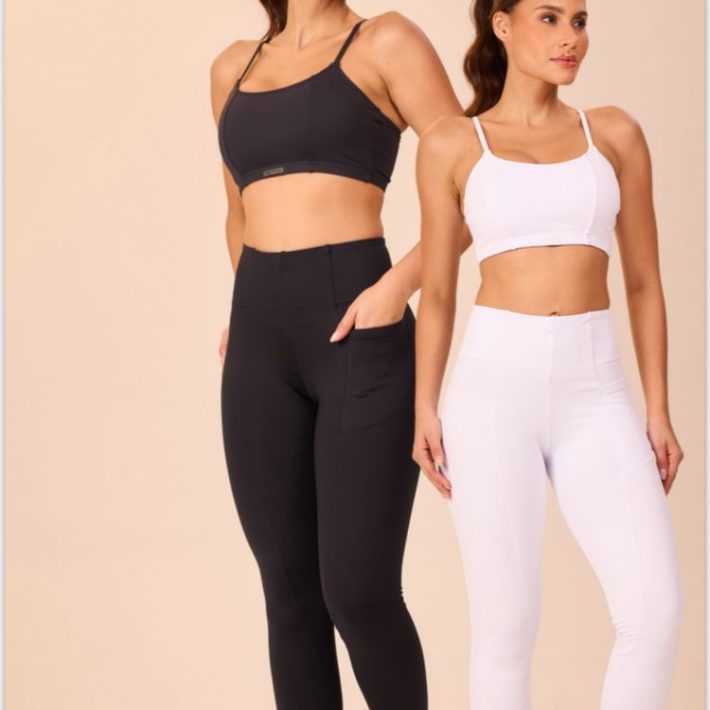 Peto deportivo con tiras Premium - Negro